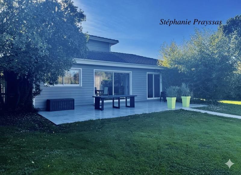 Maison - 140 m² - 5 pièces