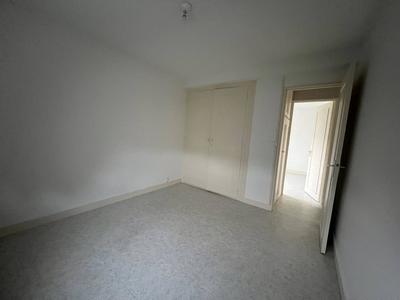 Appartement - 77 m² - 5 pièces