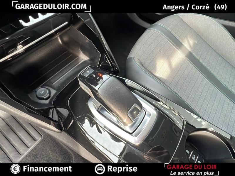 Peugeot 2008 II Bluehdi 130 s&amp;amp;S Eat8 Allure Pack