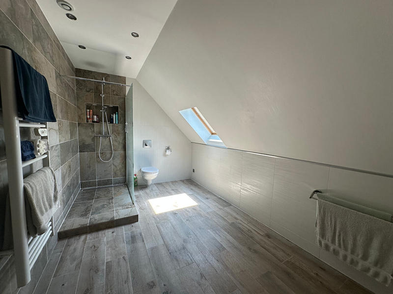 Maison - 145 m² - 6 pièces