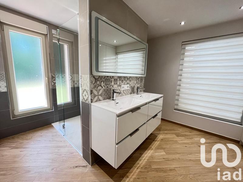 Maison - 274 m² - 7 pièces