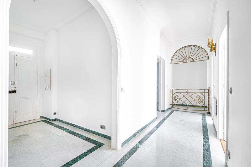 Appartement - 102 m² - 3 pièces