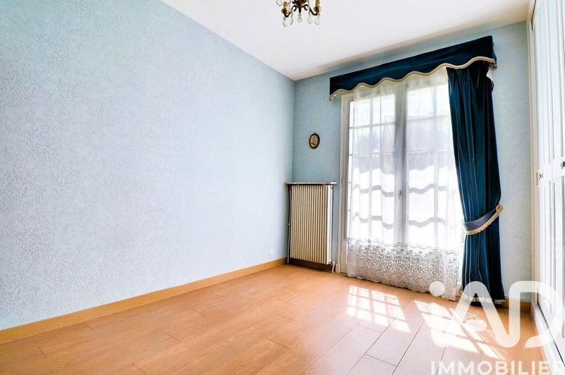 Maison - 170 m² - 9 pièces