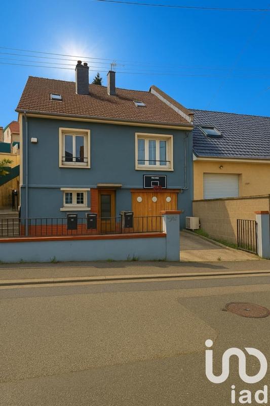 Maison - 137 m² - 6 pièces