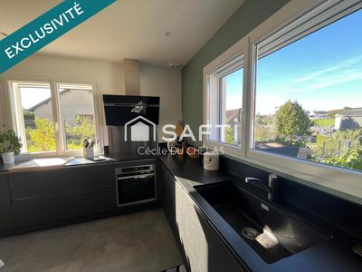 Maison - 122 m² - 4 pièces