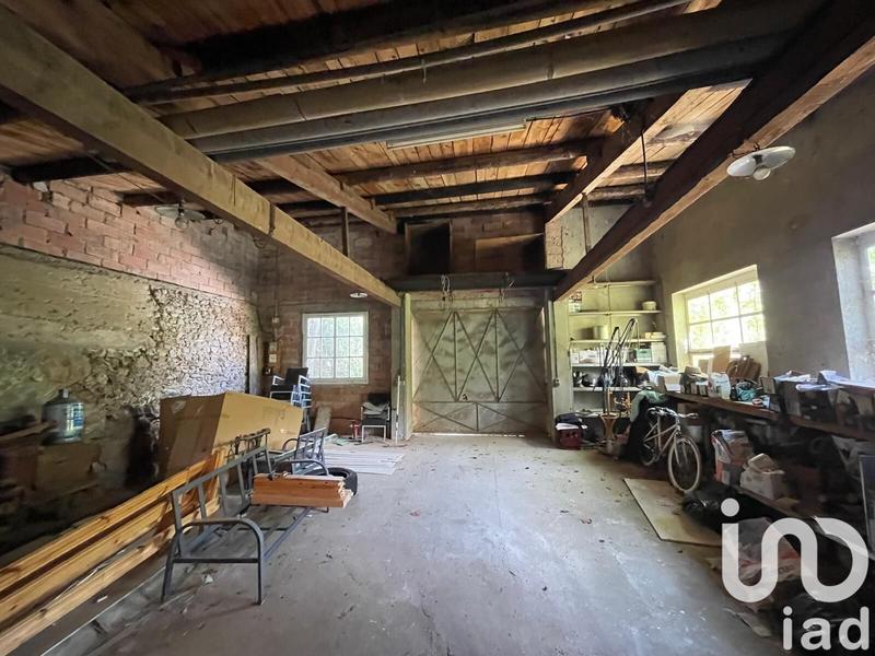 Maison - 220 m² - 9 pièces