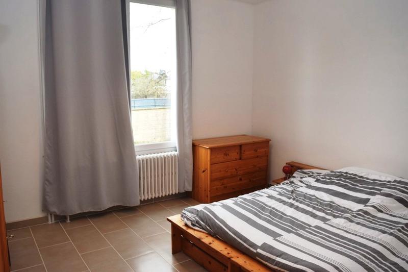 Maison - 235 m² - 10 pièces