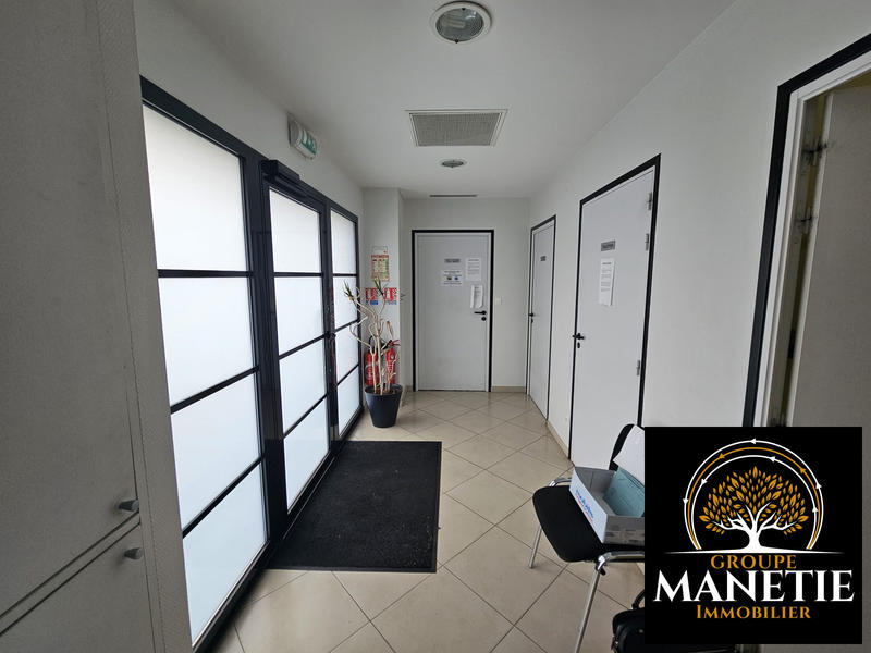 Local d'activités - 43 m² - 2 pièces