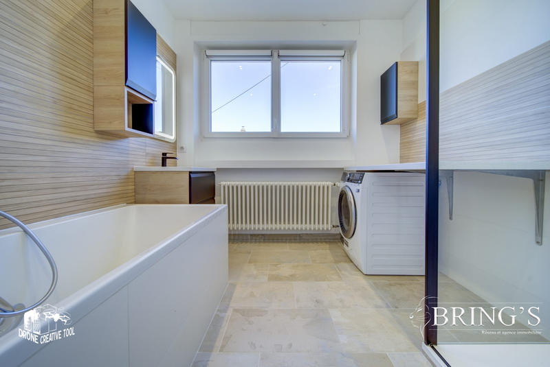 Appartement - 146 m² - 6 pièces