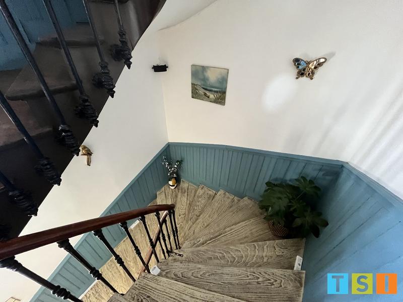 Maison de ville - 140 m² - 5 pièces