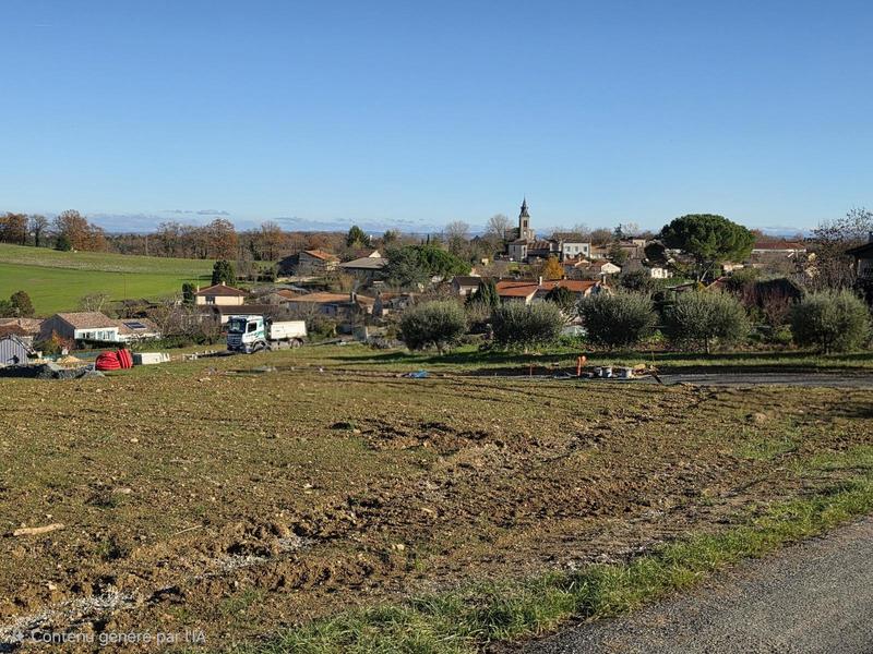 Terrain constructible - 703 m²