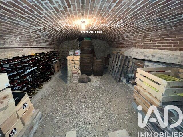 Maison - 204 m² - 6 pièces