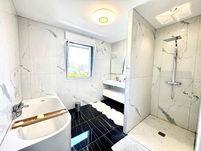 Maison - 125 m² - 7 pièces