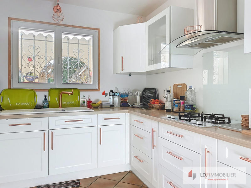 Maison - 95 m² - 4 pièces