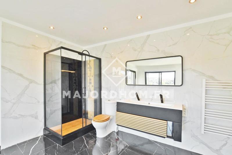 Maison - 143 m² - 5 pièces