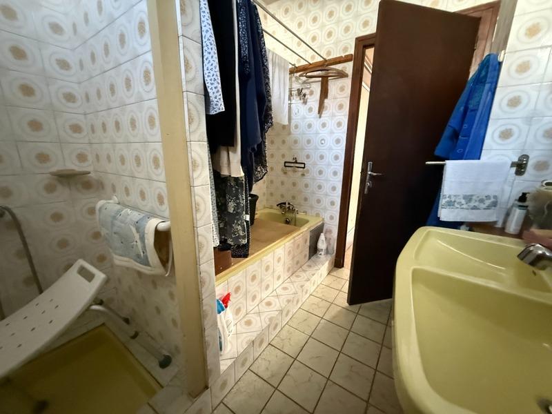 Maison - 158 m² - 12 pièces