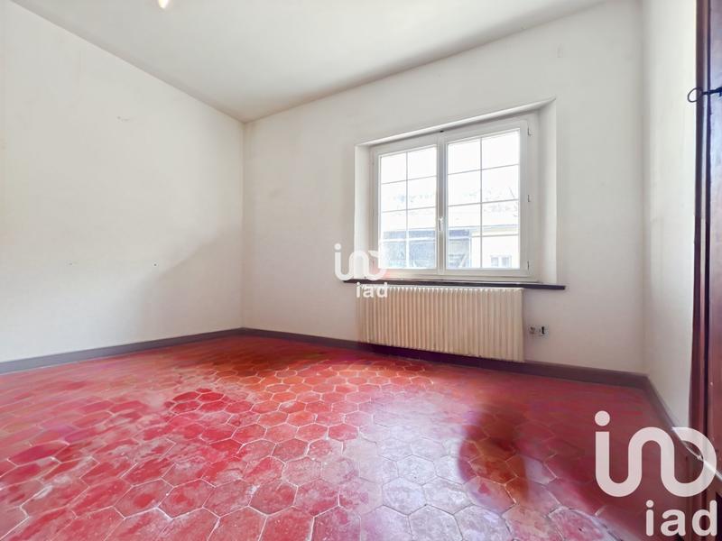 Maison - 207 m² - 7 pièces