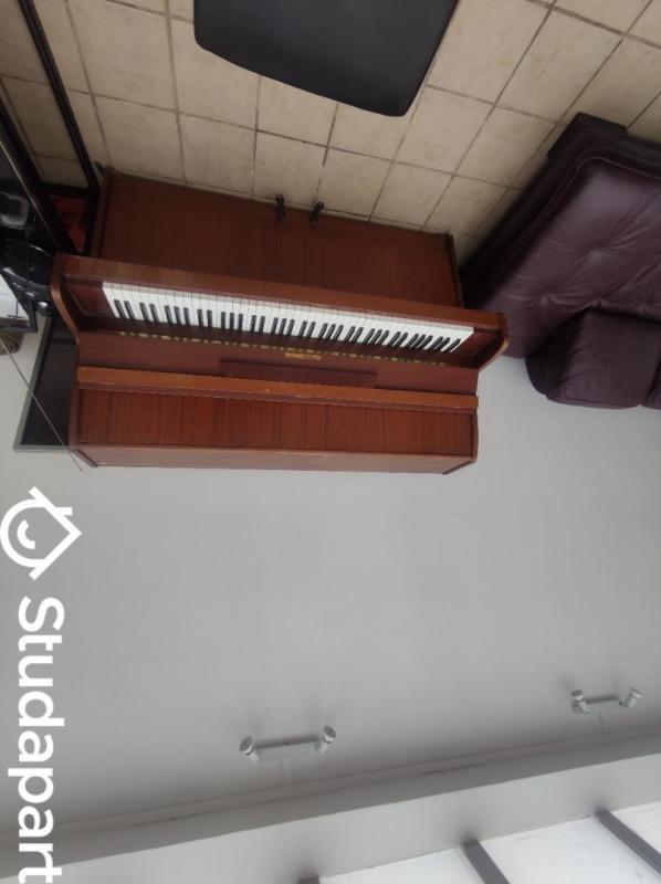 Chambre - 11 m² - 1 pièce