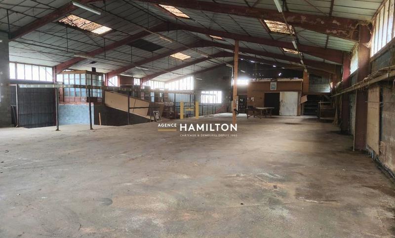 Entrepôt - 760 m² - 1 pièce