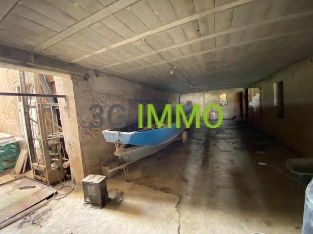 Maison - 500 m² - 12 pièces