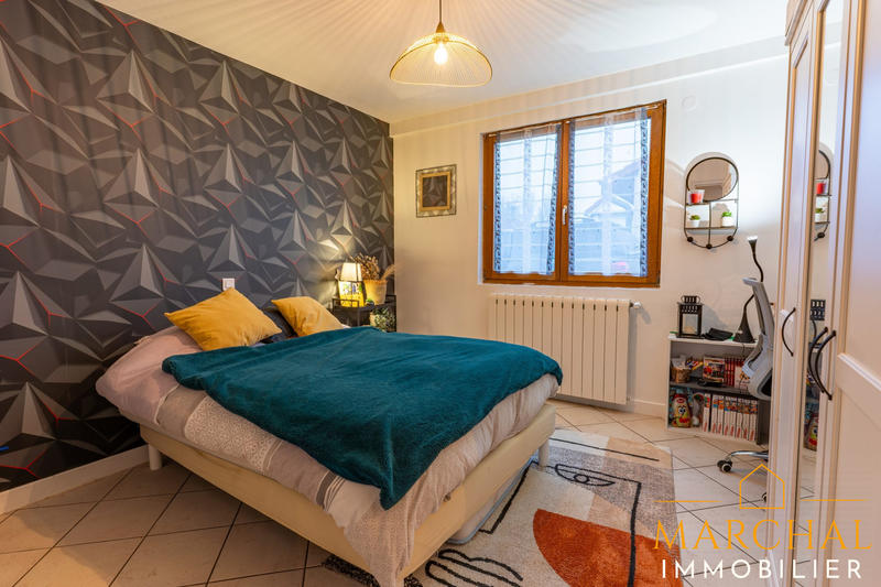 Maison - 137 m² - 5 pièces