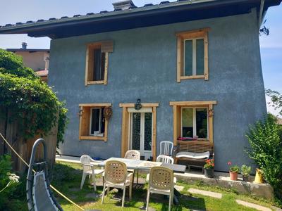 Maison - 218 m² - 7 pièces