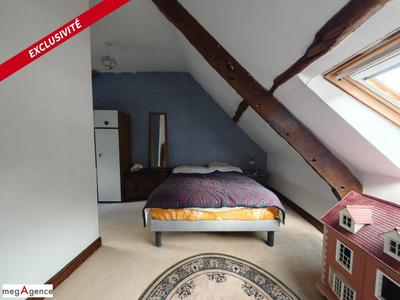 Maison - 104 m² - 5 pièces