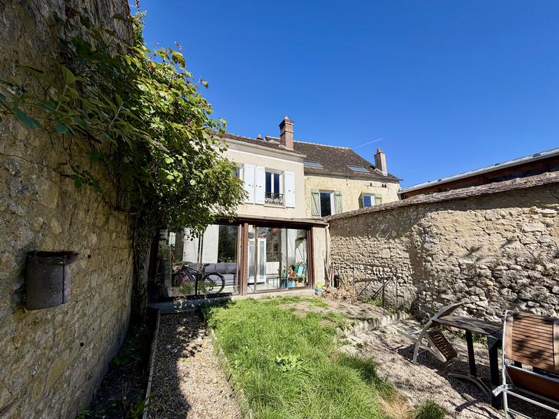 Immeuble - 205 m² - 9 pièces