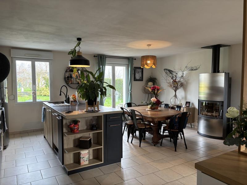 Maison traditionnelle - 107 m² - 5 pièces