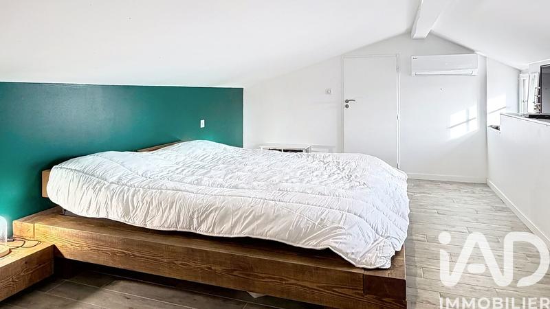 Maison - 181 m² - 9 pièces