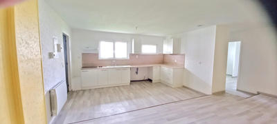 Appartement - 115 m² - 7 pièces