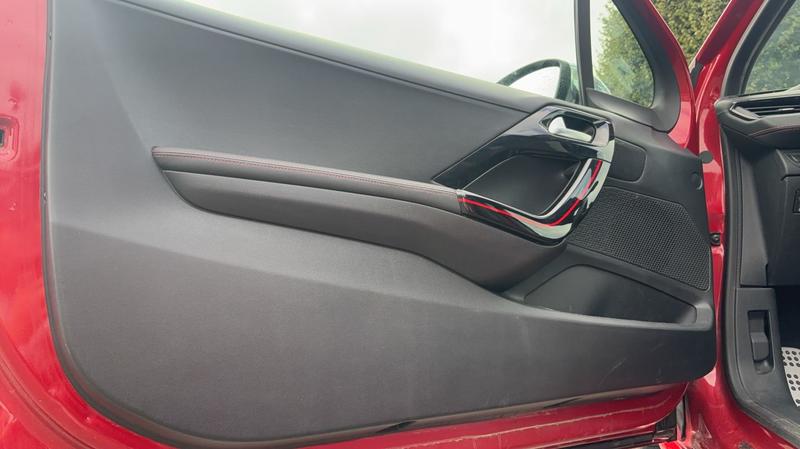 Peugeot 208 1.6 Thp Gti