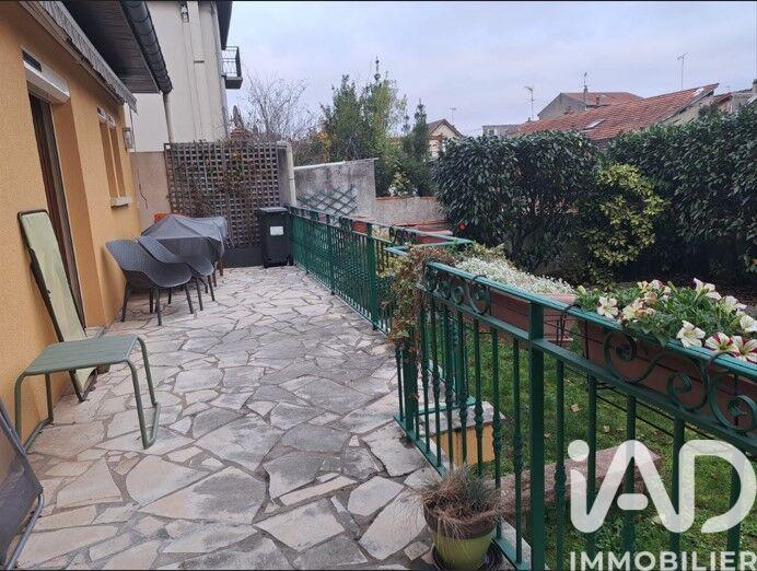 Maison - 182 m² - 8 pièces