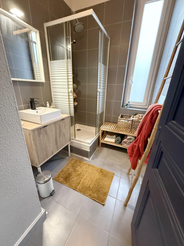 Appartement - 93 m² - 3 pièces