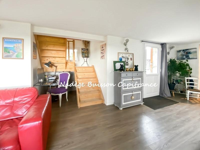 Maison traditionnelle - 140 m² - 7 pièces