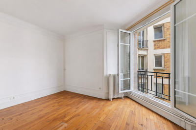 Appartement - 97 m² - 4 pièces