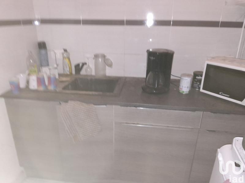 Local commercial - 1 200 m²