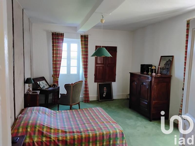 Maison - 160 m² - 16 pièces