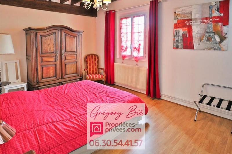 Corps de ferme - 435 m² - 11 pièces