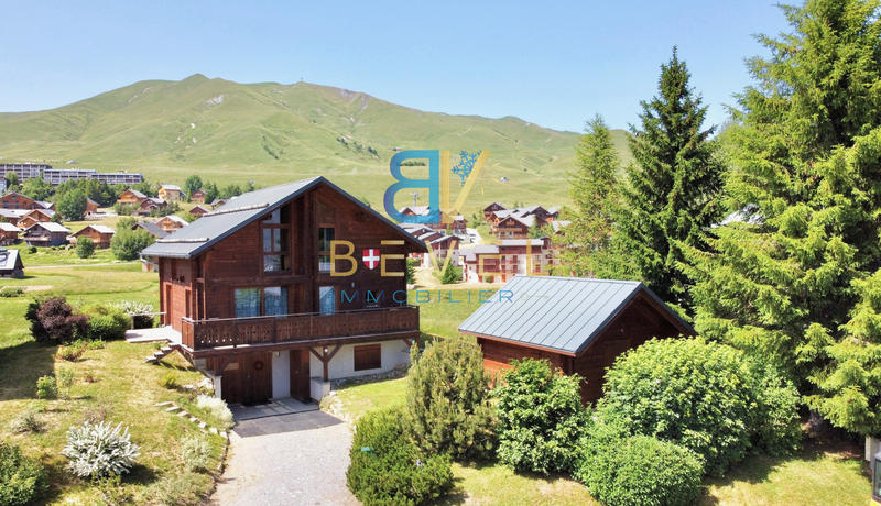 Châlet - 193 m² - 7 pièces