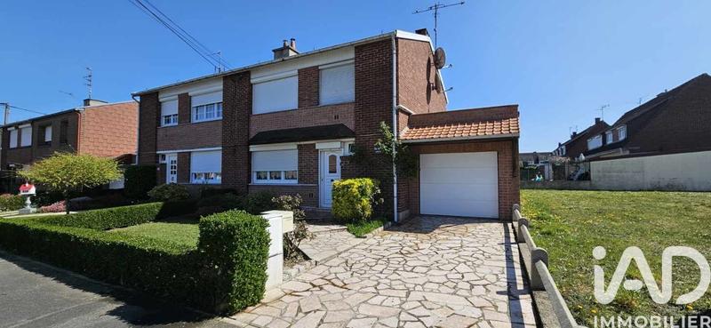 Maison - 105 m² - 5 pièces