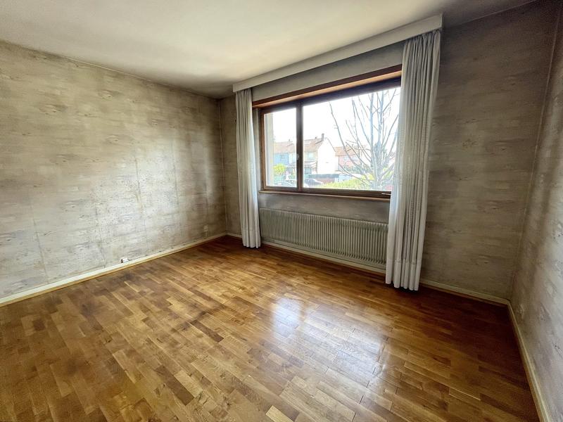 Maison - 162 m² - 8 pièces