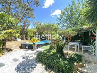 Maison - 153 m² - 9 pièces