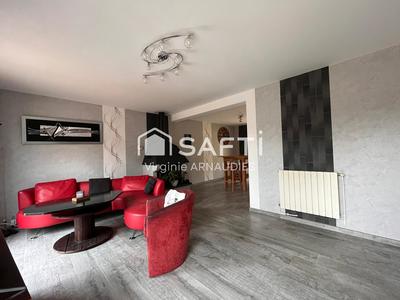 Maison - 143 m² - 8 pièces