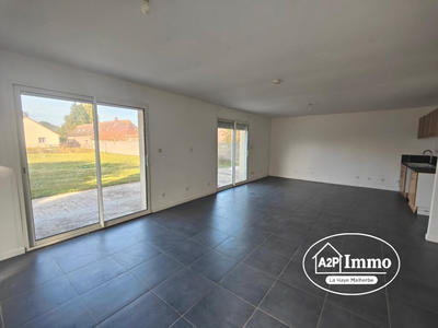 Maison - 92 m² - 4 pièces