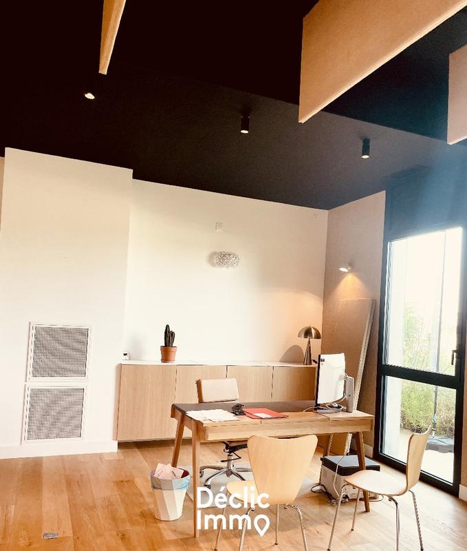 Local d'activités - 116 m² - 1 pièce