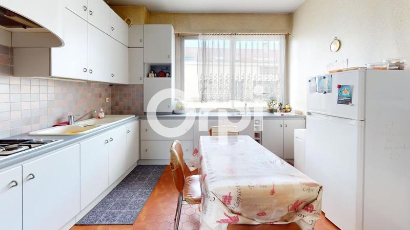 Appartement - 84 m² - 4 pièces