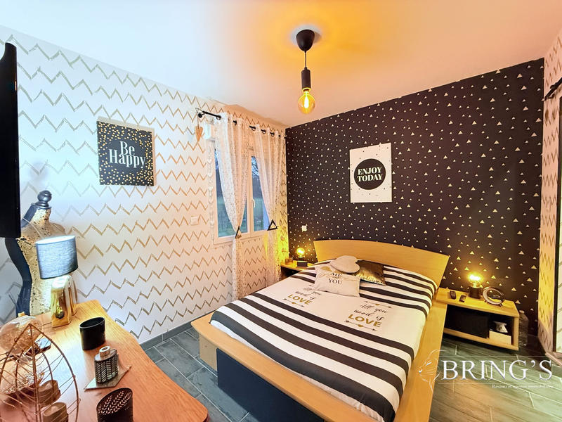 Maison - 130 m² - 5 pièces