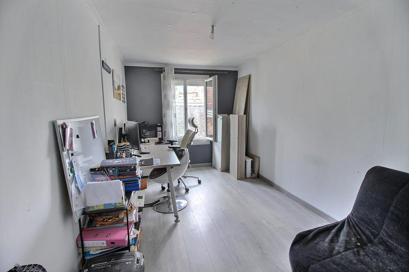 Maison - 121 m² - 5 pièces