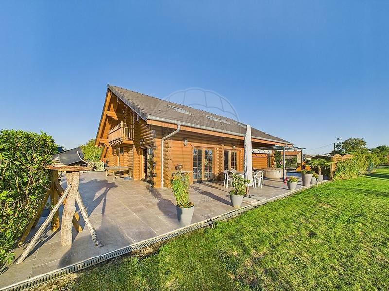 Châlet - 175 m² - 9 pièces